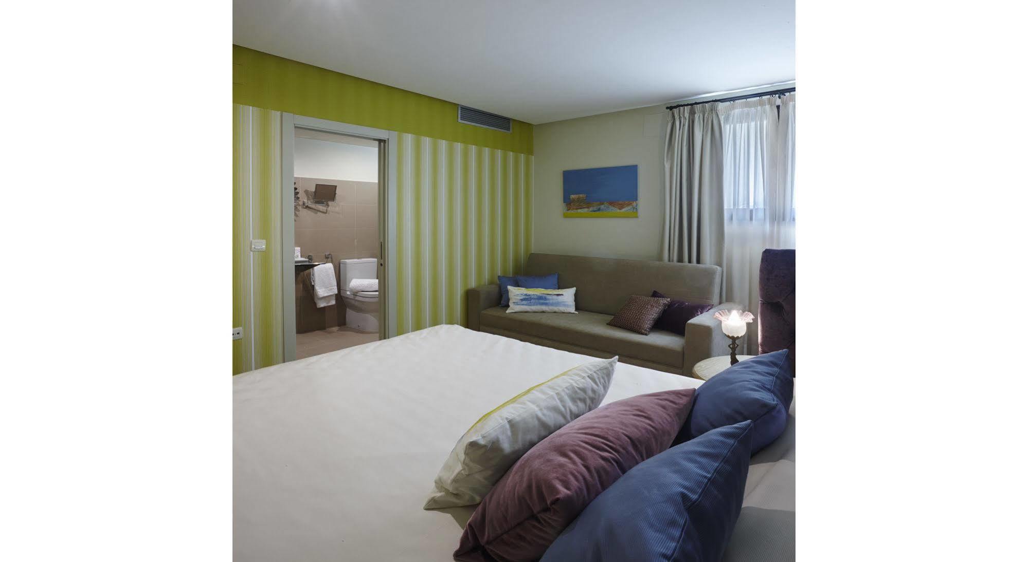 Hotel Galeria Essentia Арасена Экстерьер фото