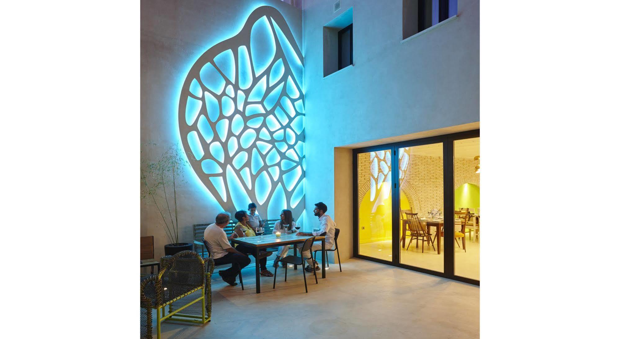 Hotel Galeria Essentia Арасена Экстерьер фото